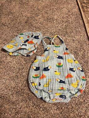 Angel Dear Bubble Romper and Hat Set